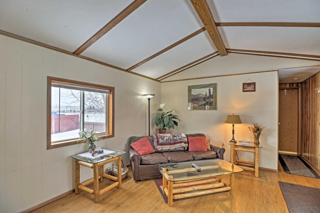 Columbia Falls Home About 22 Mi To Glacier Natl Park! Exterior photo